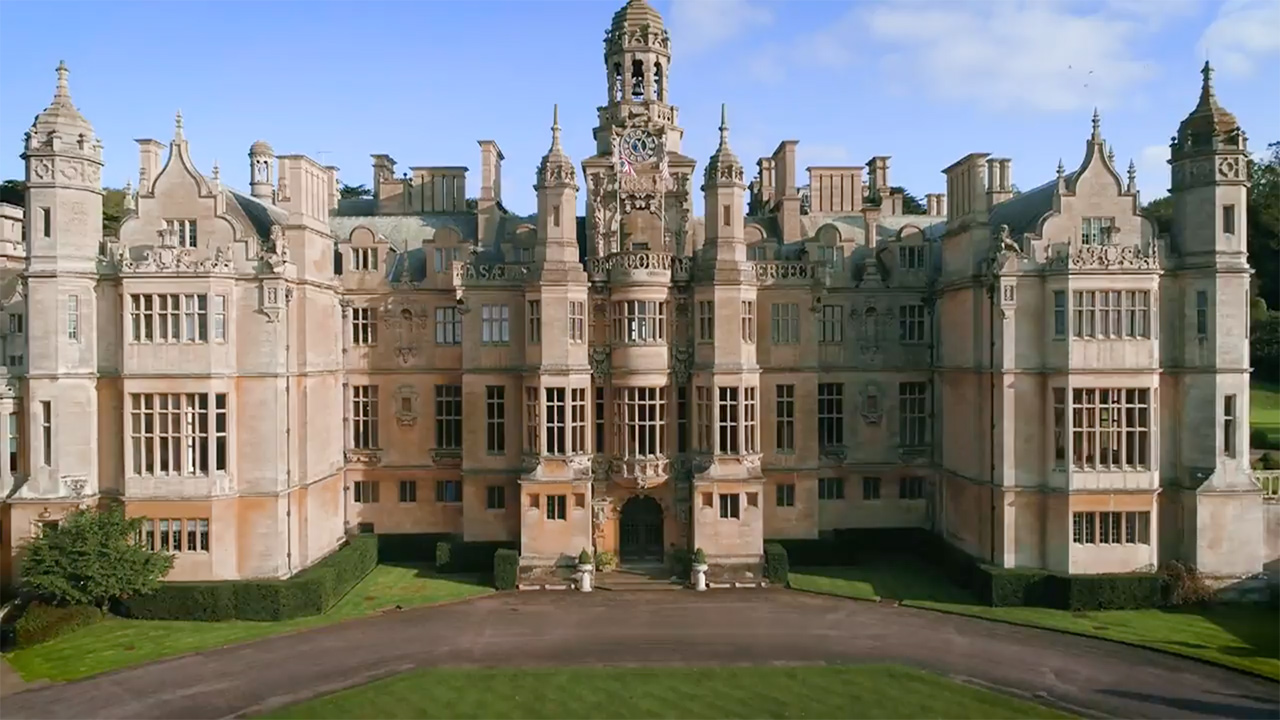 I² students exchange week in Harlaxton college