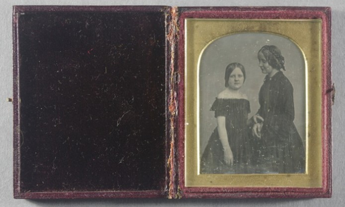 new Pinterest board: Tactility in daguerreotypes