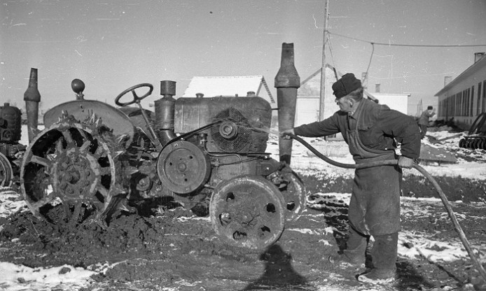 Fifties Friday: Farm life in Hungary