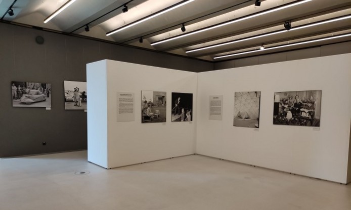 Exhibition “Blues Skies, Red Panic” in Ludwig Erhard Zentrum, Fürth